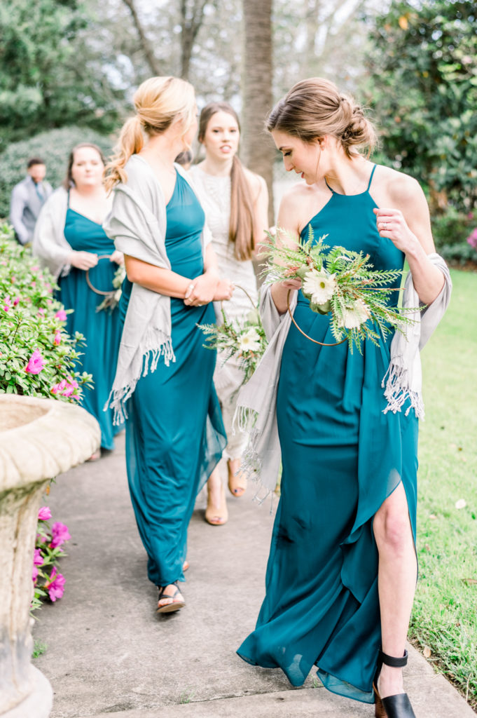 Bridesmaids Walking | Jessica Lucile Photography | Conroe, Texas Wedding