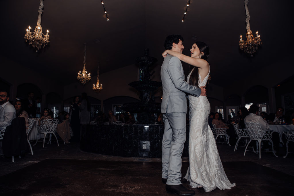 First Dance | Jessica Lucile Photography | Conroe, Texas Wedding