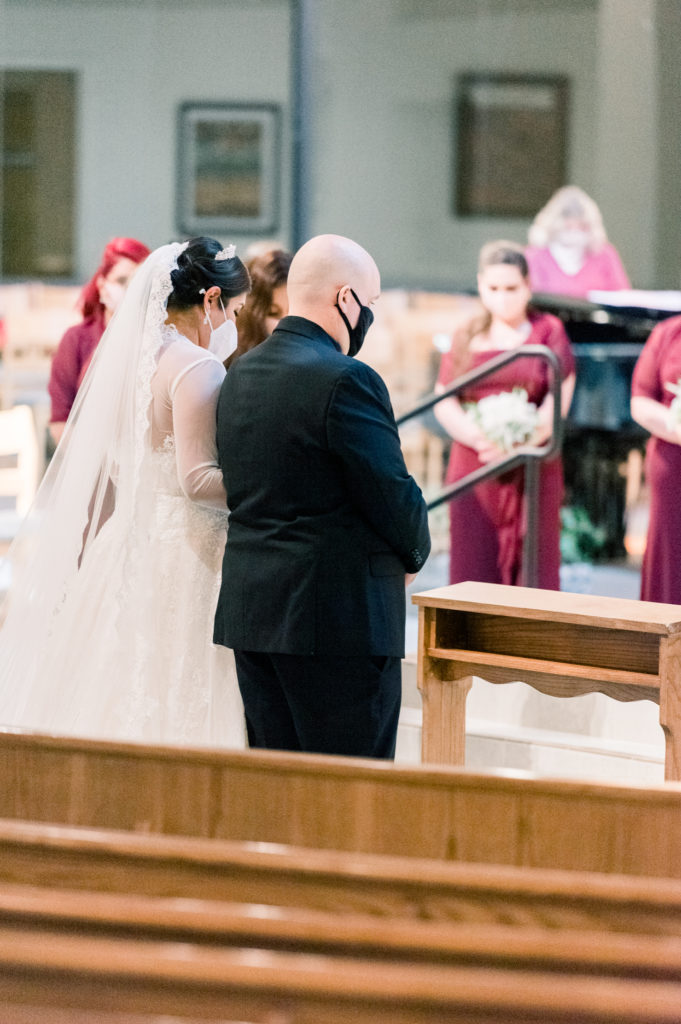 Rosa & Sam Catholic Wedding Ceremony | Jessica Lucile Photography